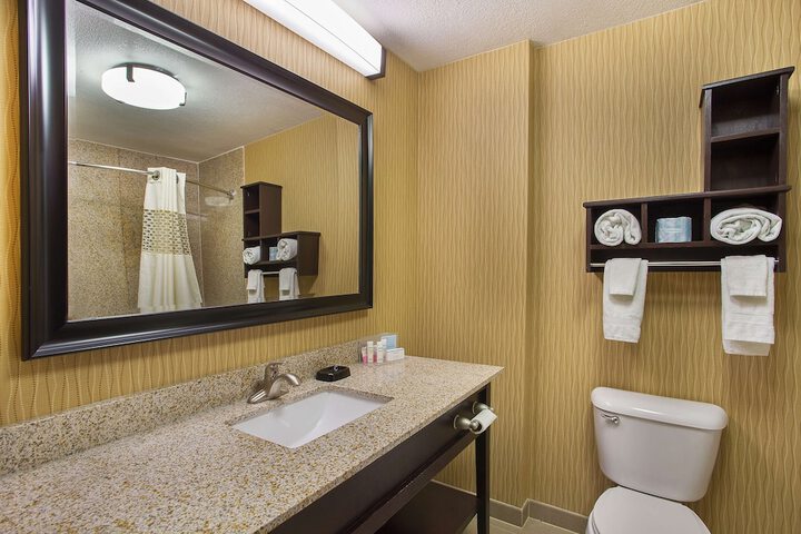 Room 42 of 72