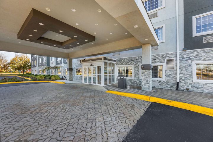 Hotel 4 of 39