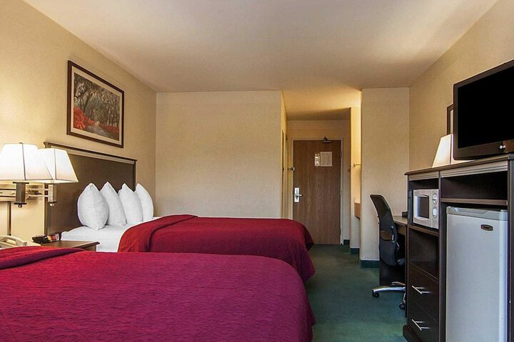 Room 56 of 107