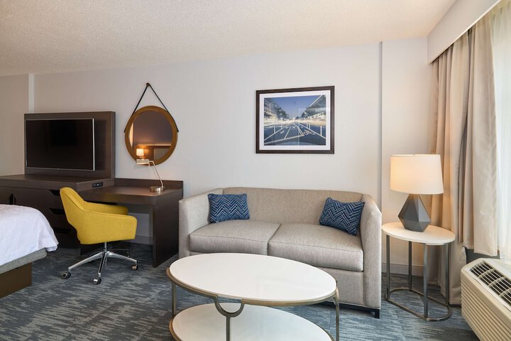 Room 42 of 65