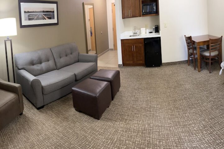 Room 9 of 36