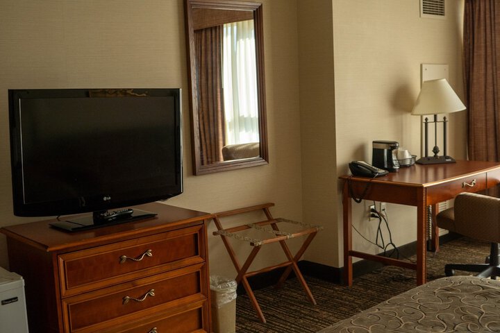 Room 3 of 17