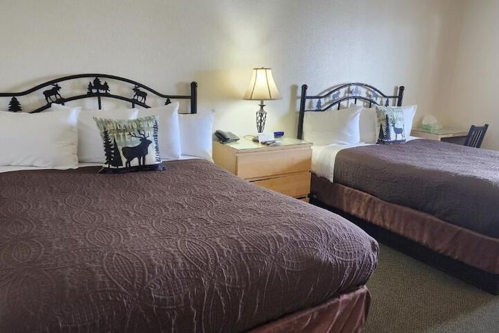 Antlers Inn