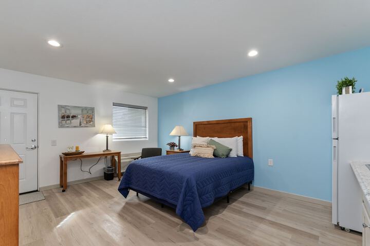 Room 30 of 44