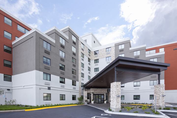 Holiday Inn Express Roseville-St. Paul by IHG