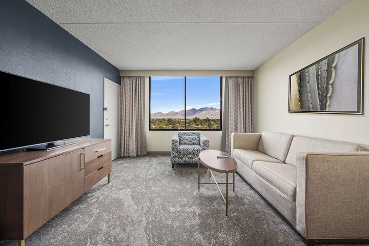 Room 15 of 44