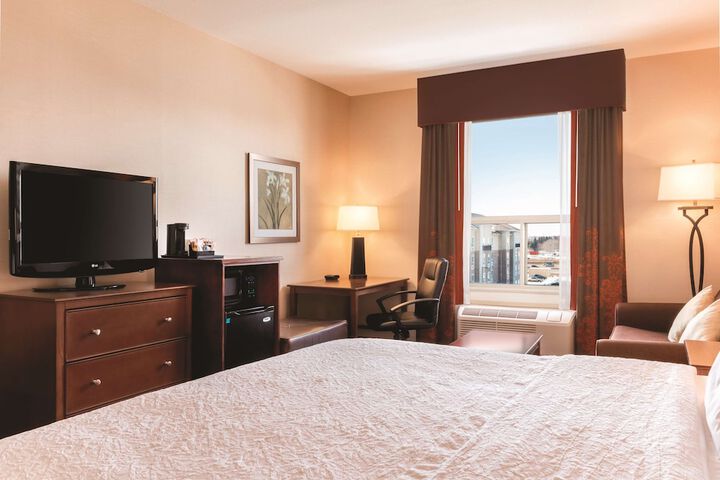 Room 10 of 36