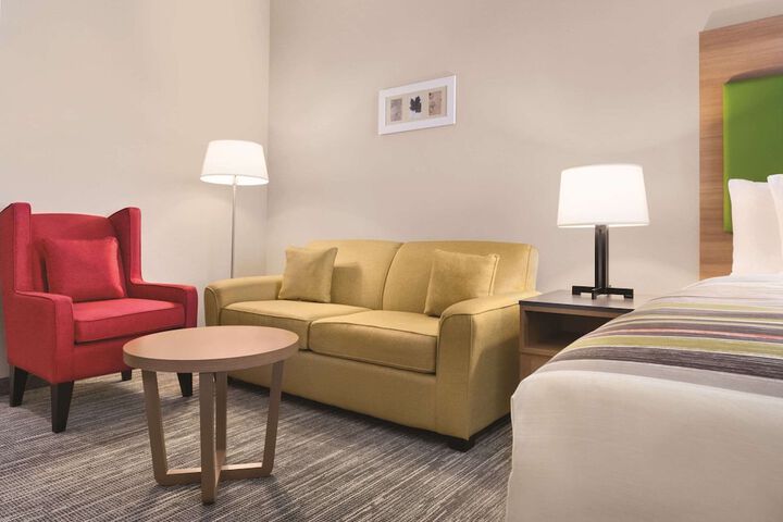 Room 6 of 22