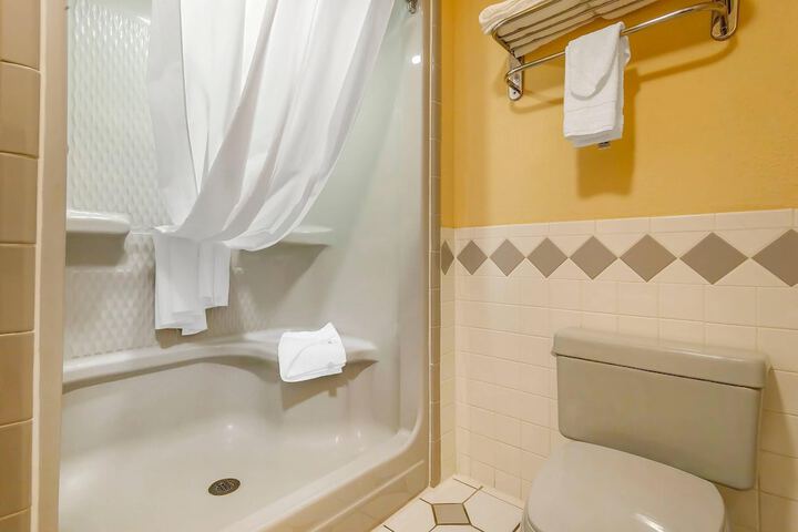 Quality Inn & Suites Owasso US-169