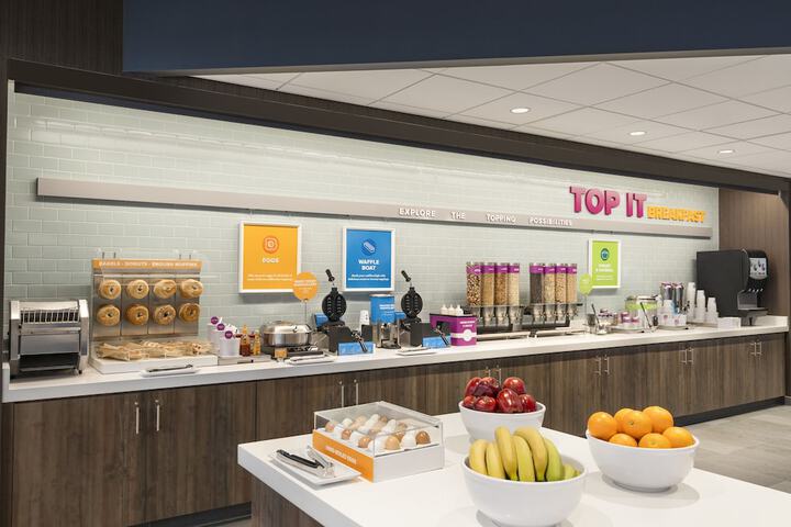 Tru by Hilton Albany Airport NY