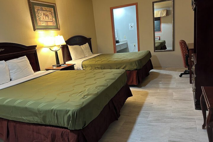 Howards Inn Motel