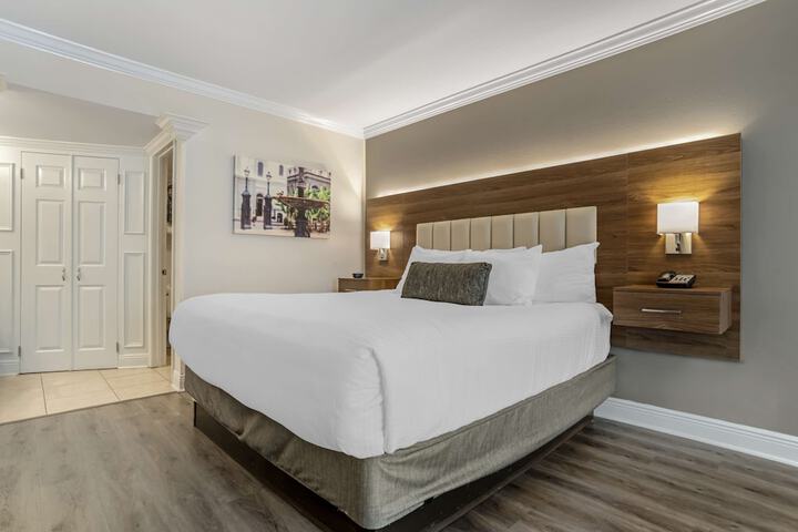 Room 14 of 61