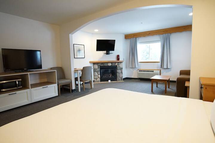 Icicle Village Resort
