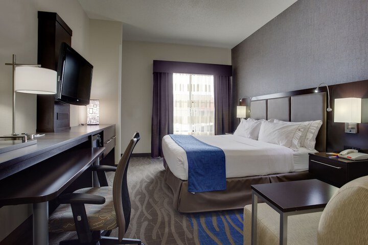 Room 22 of 39