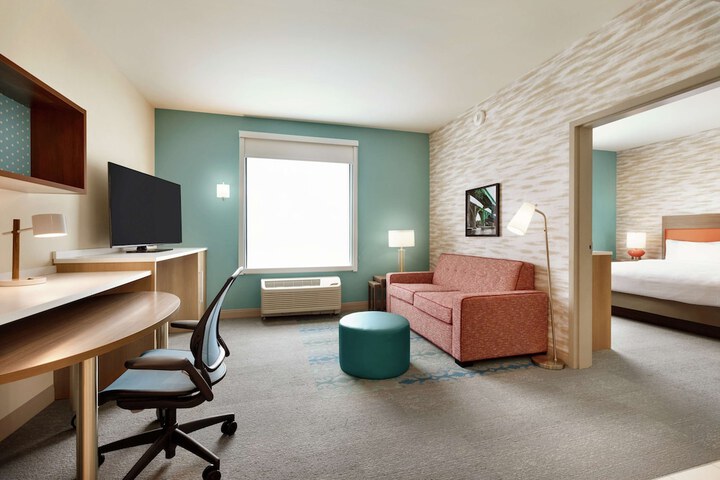 Room 38 of 62