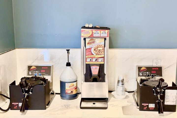 Breakfast/Coffee Service 140 of 168