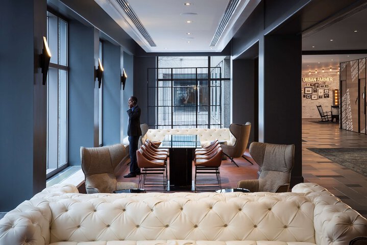 The Logan Philadelphia Curio Collection by Hilton