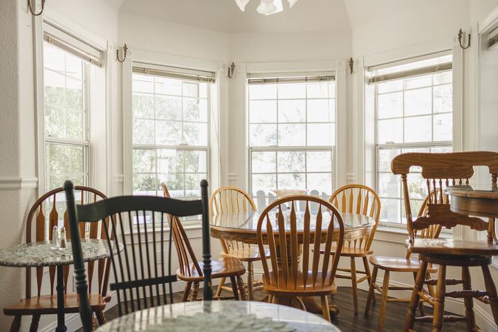 Hounds Tooth Inn