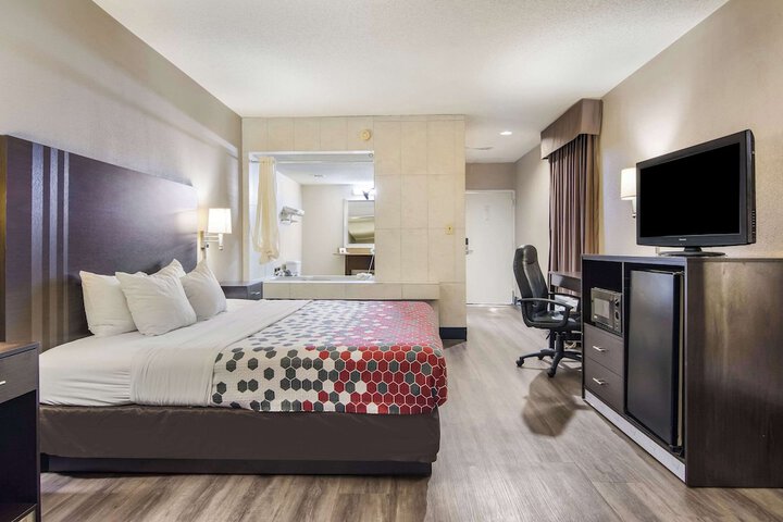 Room 14 of 31