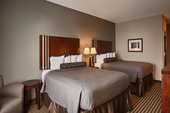 Room 15 of 34