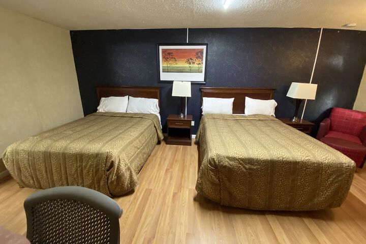 Room 30 of 35