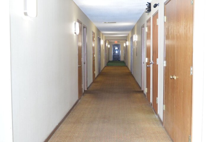 Ballroom/Hall 51 of 56