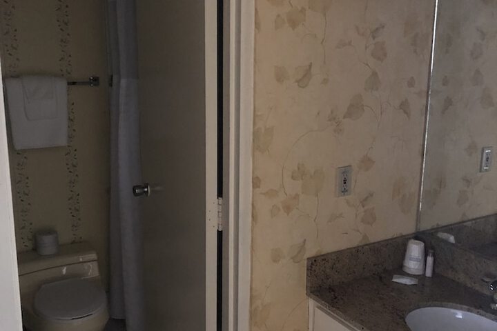 Room 20 of 53