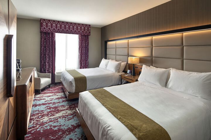 Room 20 of 33