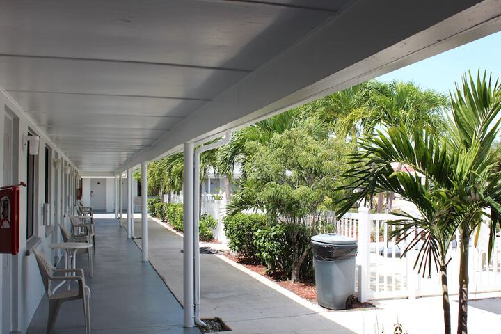 Hotel 3 of 27