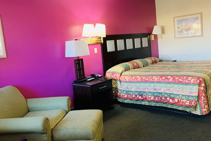 Room 18 of 26