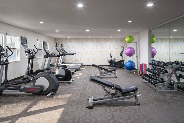 Health and Fitness 30 of 32