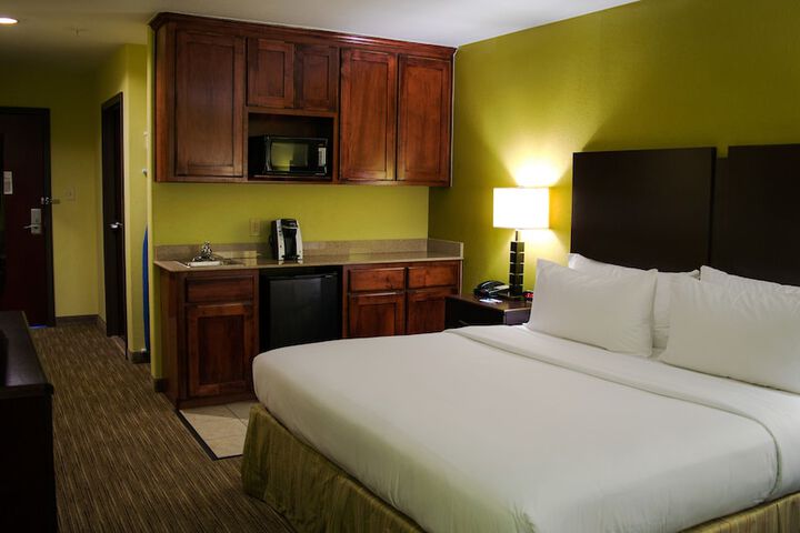 Room 20 of 42