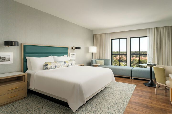 Hotel Effie Sandestin Autograph Collection