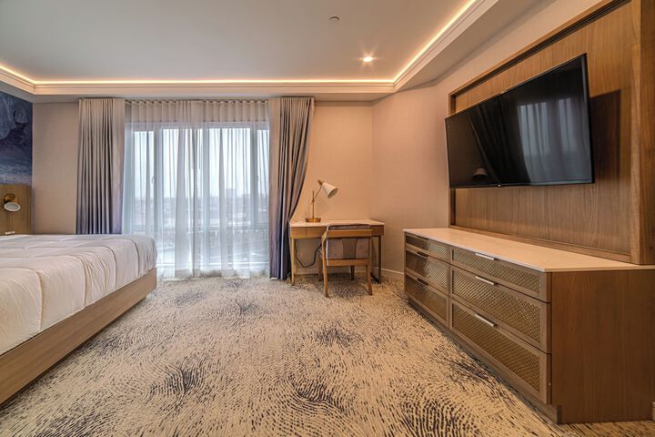 Room 26 of 70