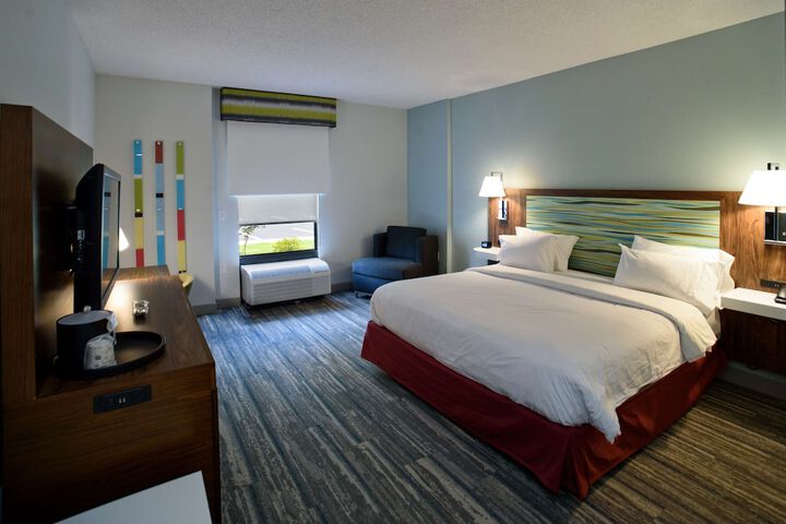 Room 8 of 22