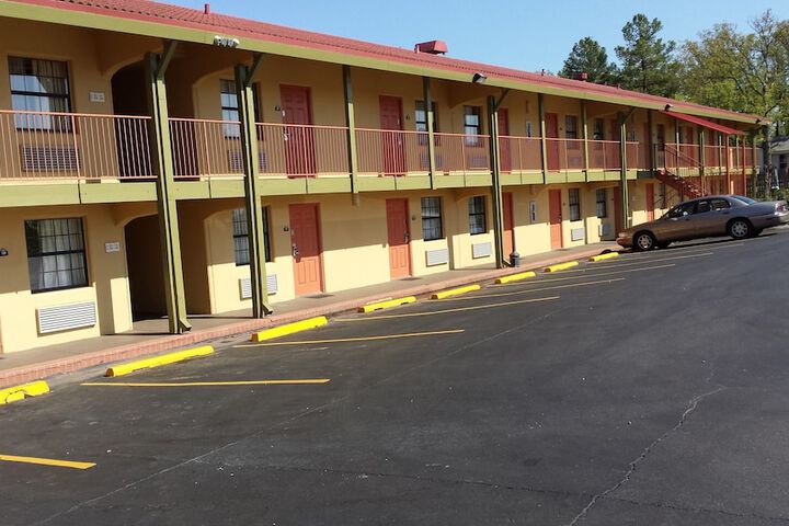 Property Grounds 21 of 21
