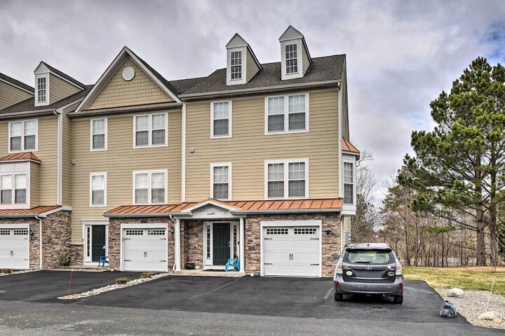 Near Bethany Beach & Boardwalk: Pristine Townhome!