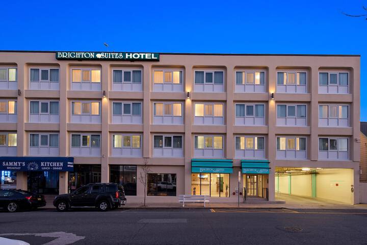 Hotel 3 of 49