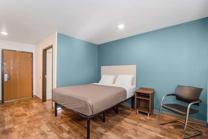 Room 27 of 27