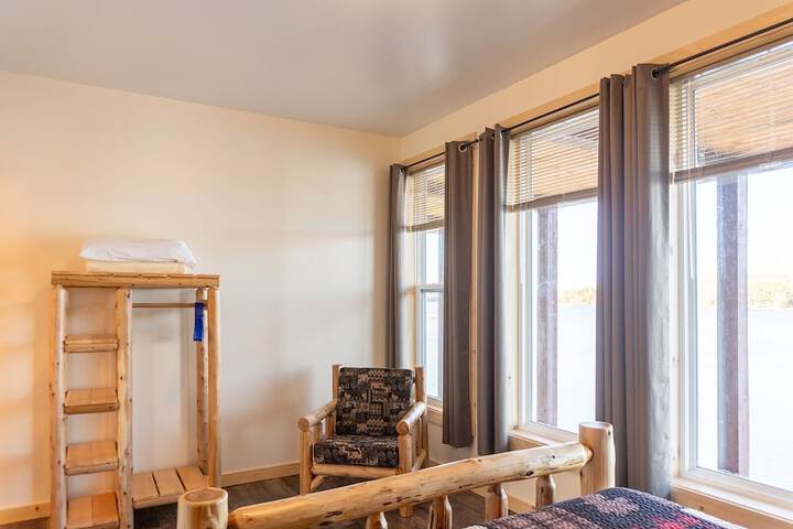 Keweenaw Waters Resort