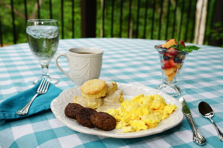 Breakfast/Coffee Service 29 of 36