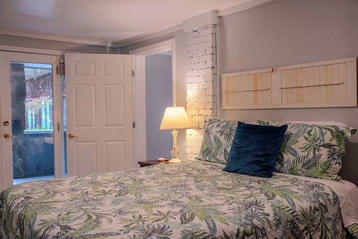 McKinley Edwards Inn
