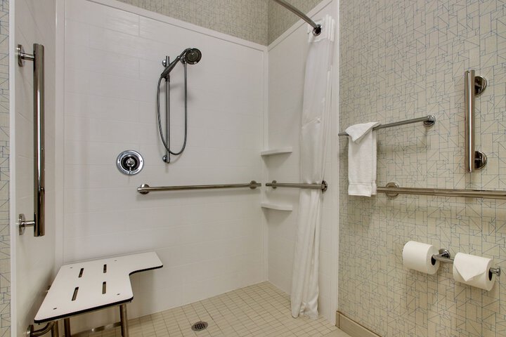 Holiday Inn Express & Suites Morris by IHG