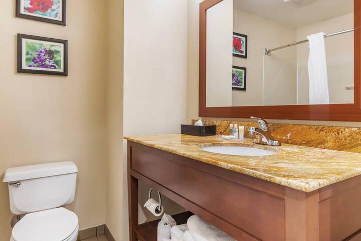 Comfort Inn & Suites Temple - Medical Center