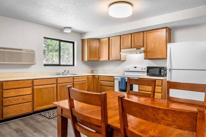 Super 8 by Wyndham Custer / Crazy Horse Area