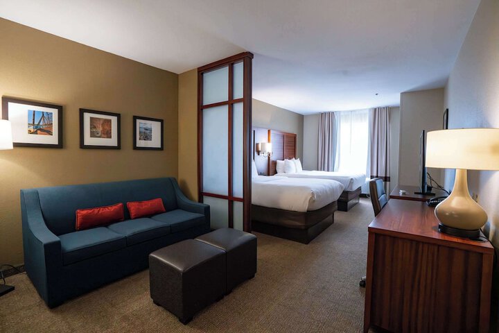 Comfort Suites Flowood - Jackson Airport (must meet transportation requirement)