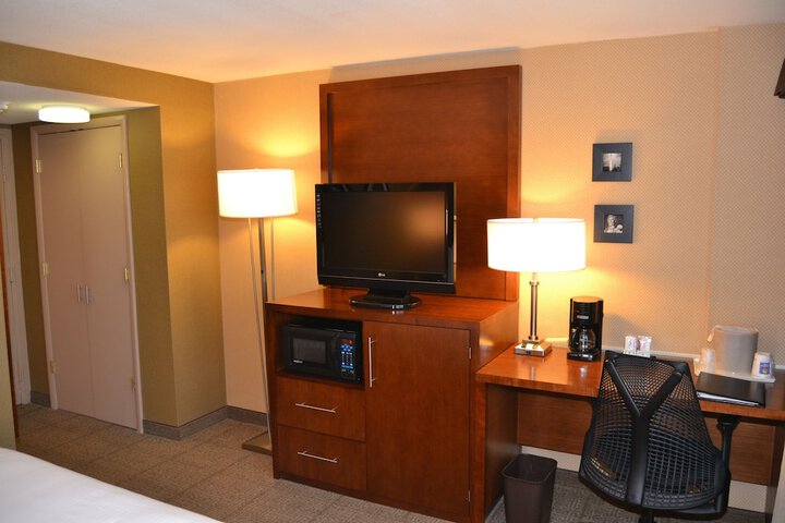 Room 16 of 57