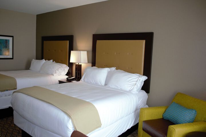 Holiday Inn Express Hotel & Suites St. Joseph by IHG