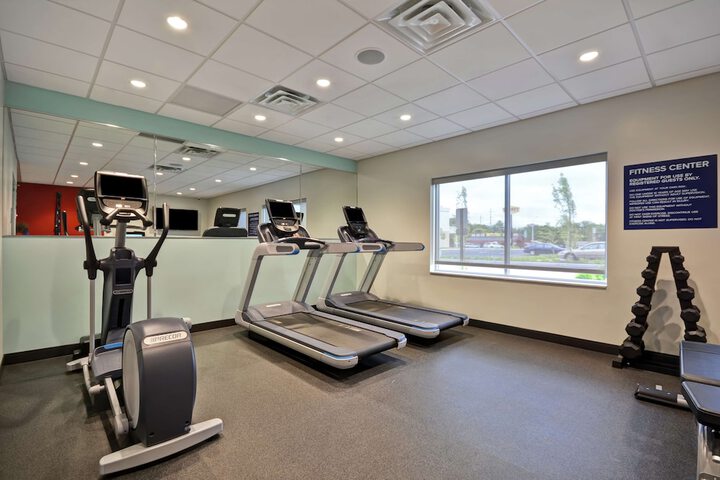 Tru by Hilton Chicopee Springfield
