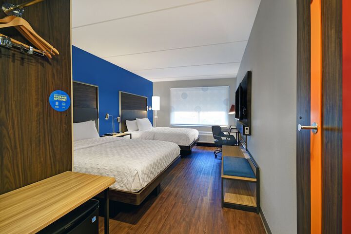 Room 40 of 51